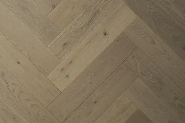 Classic Ridge Oak Herringbone