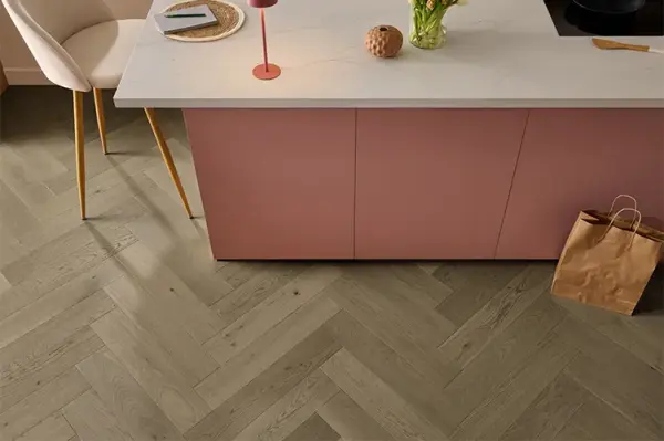 Classic Ridge Oak Herringbone